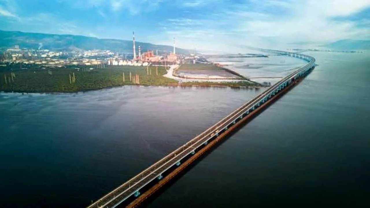 Atal Setu | ప్రారంభానికి సిద్ధమైన దేశంలో సముద్రంపై అతిపెద్ద బ్రిడ్జి.. వంతెనపైకి ఆ వాహనాలు నిషిద్ధం-Namasthe Telangana