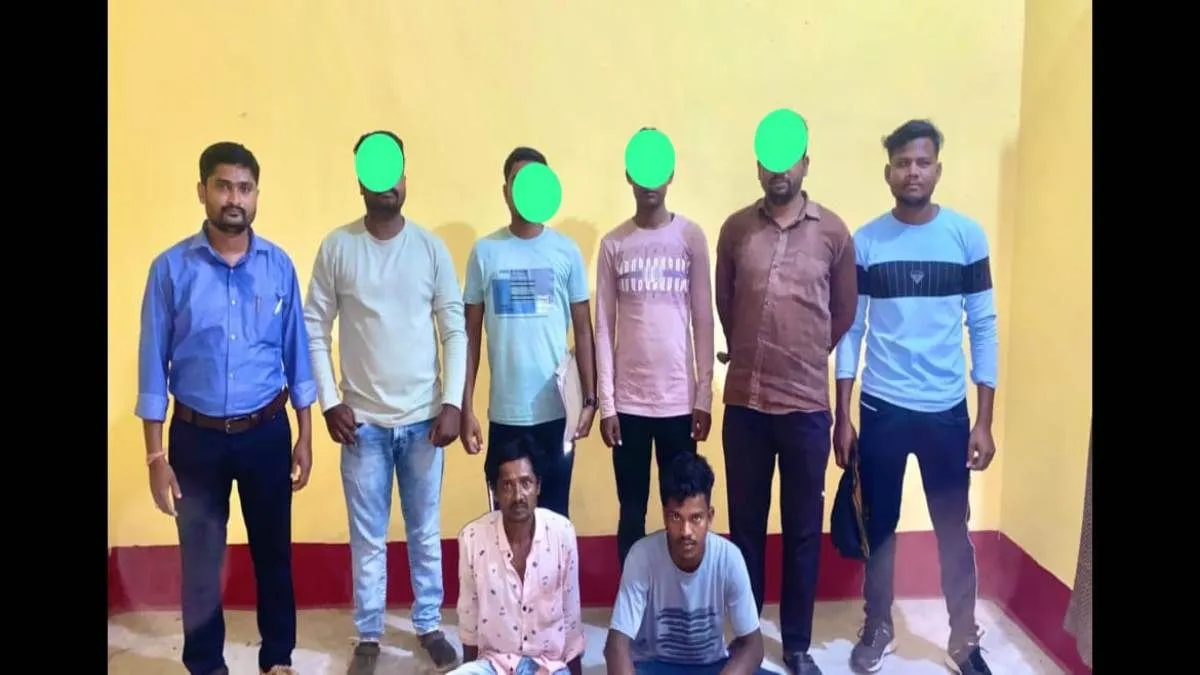 पोटाश बम से भालू का शिकार करने वाले आरोपी गिरफ्तार, मध्य भारत के बड़े गिरोह में शामिल होने की आशंका - Lalluram