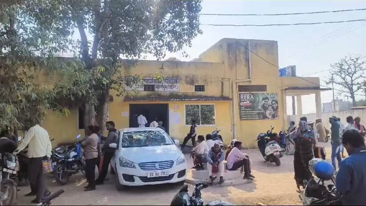 CG Breaking: ACB की बड़ी कार्रवाई, तहसील कार्यालय में कानूनगो रिश्वत लेते रंगे हाथों गिरफ्तार