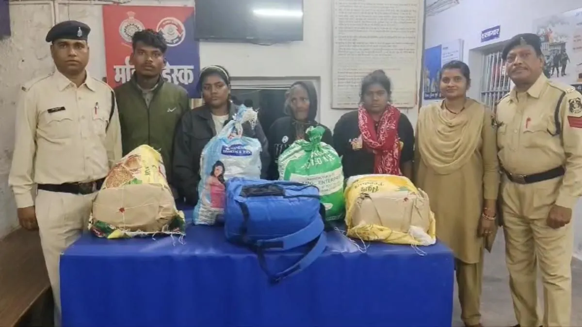 CG News : नशे के कारोबार में संलिप्त परिवार पर पुलिस की बड़ी कार्रवाई, 40 लाख की अवैध संपत्ति फ्रीज