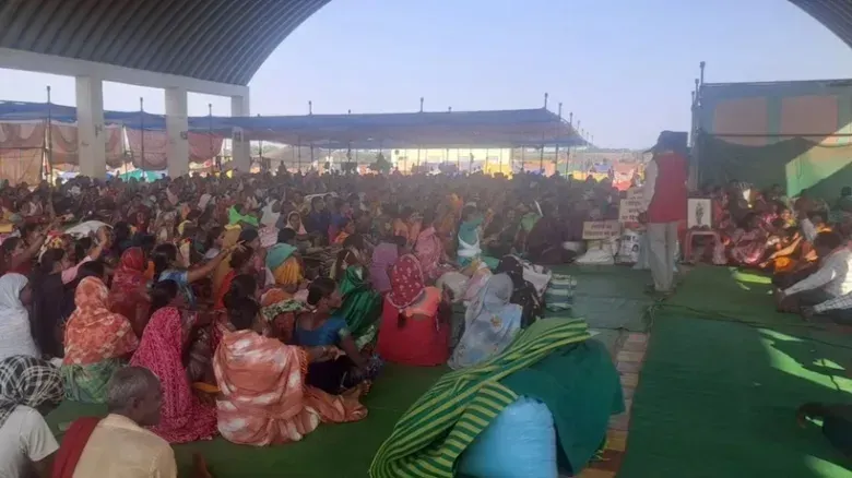 रसोईया संघ के आंदोलन में दो महिलाओं की मौत, एक की हालत गंभीर, खुले