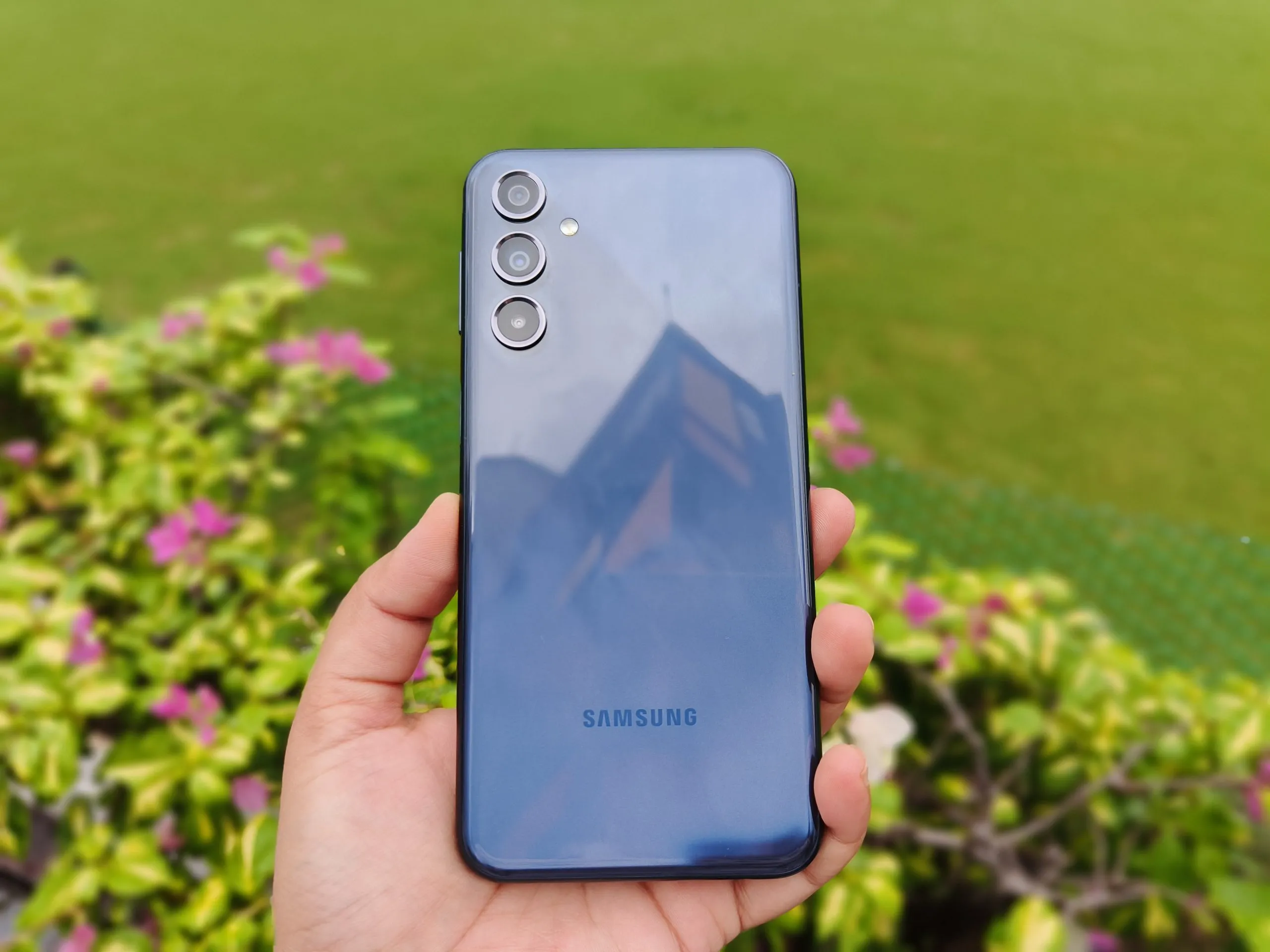 Samsung Galaxy M34 5G Review: Strong contender in the budget segment -  Smartprix