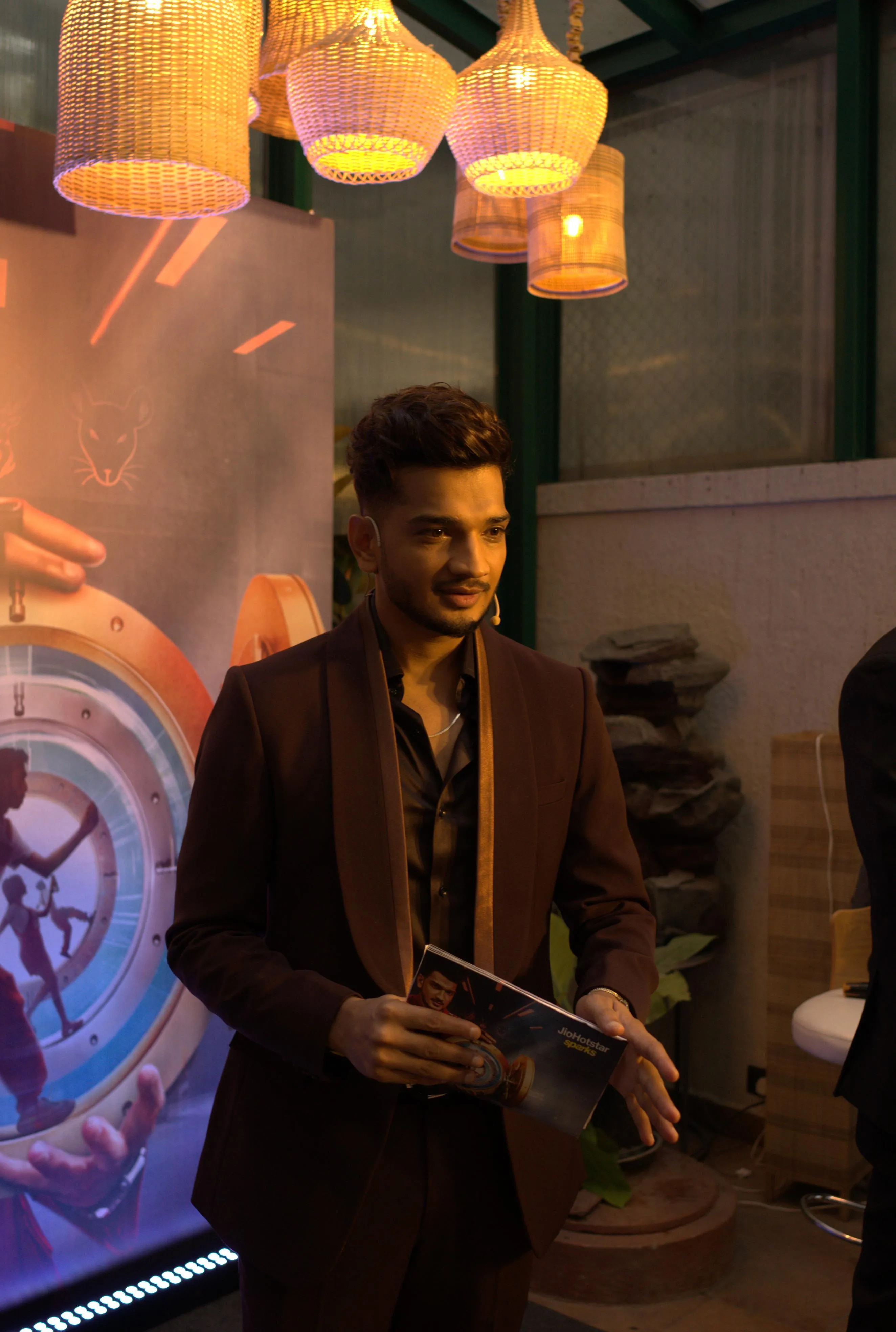 Munawar Faruqui Steals the Show at The Society Launch