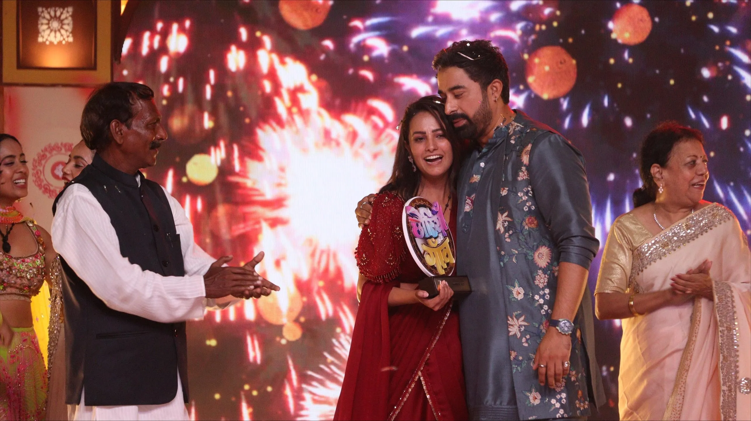 Chhoriyan Chali Gaon winner Anita Hassanandani shines