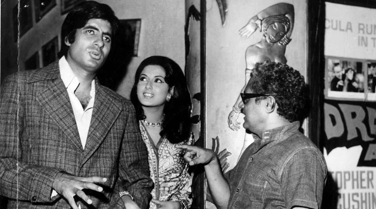 Moushumi Chatterjee says Amitabh Bachchan laughed at her as they shot Rimjhim  Gire Saawan in heavy Mumbai rains: 'My eyeliner mixed with…' | Bollywood  News - The Indian Express