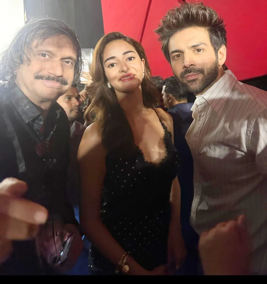 Tu Meri Main Tera--Ananya Panay and Kartik Aryan with sr journalist Chaitanya Padukone