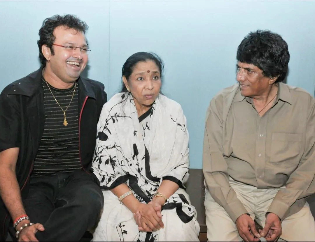 Nikhil Kamath, Asha Bhosle with Chandra Barot  at HBBD recording ( 2015)