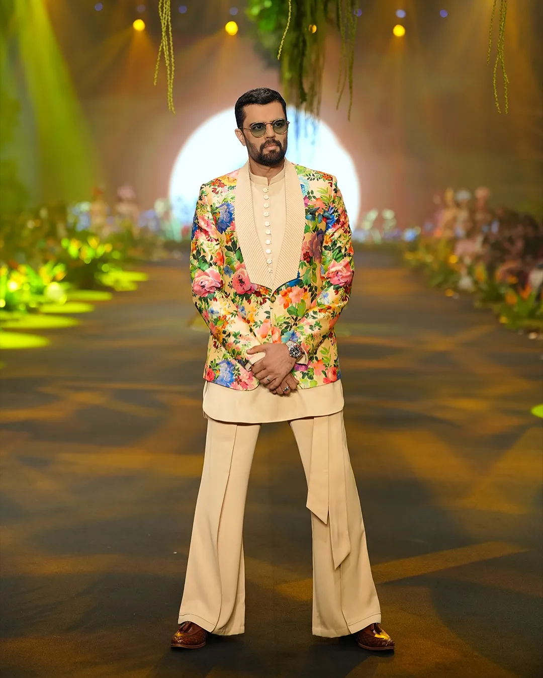 Maniesh Paul graced the runway as the showstoppers