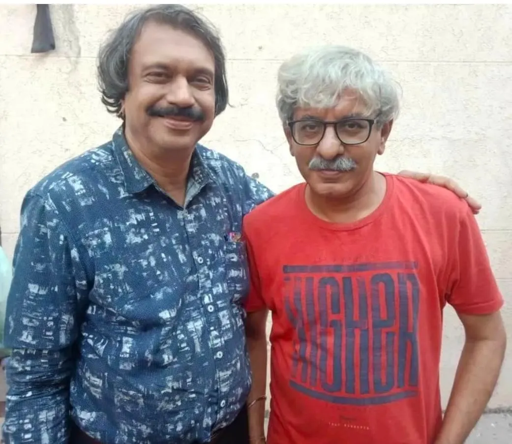Ikkis director Sriram Raghavan ( right) with sr journalist Chaitanya Padukone