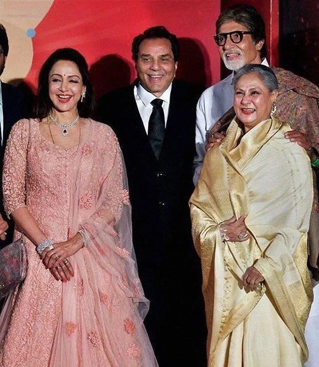 Sholay re-union--Hema M, Dharmendra, Amitabh B and Jaya B
