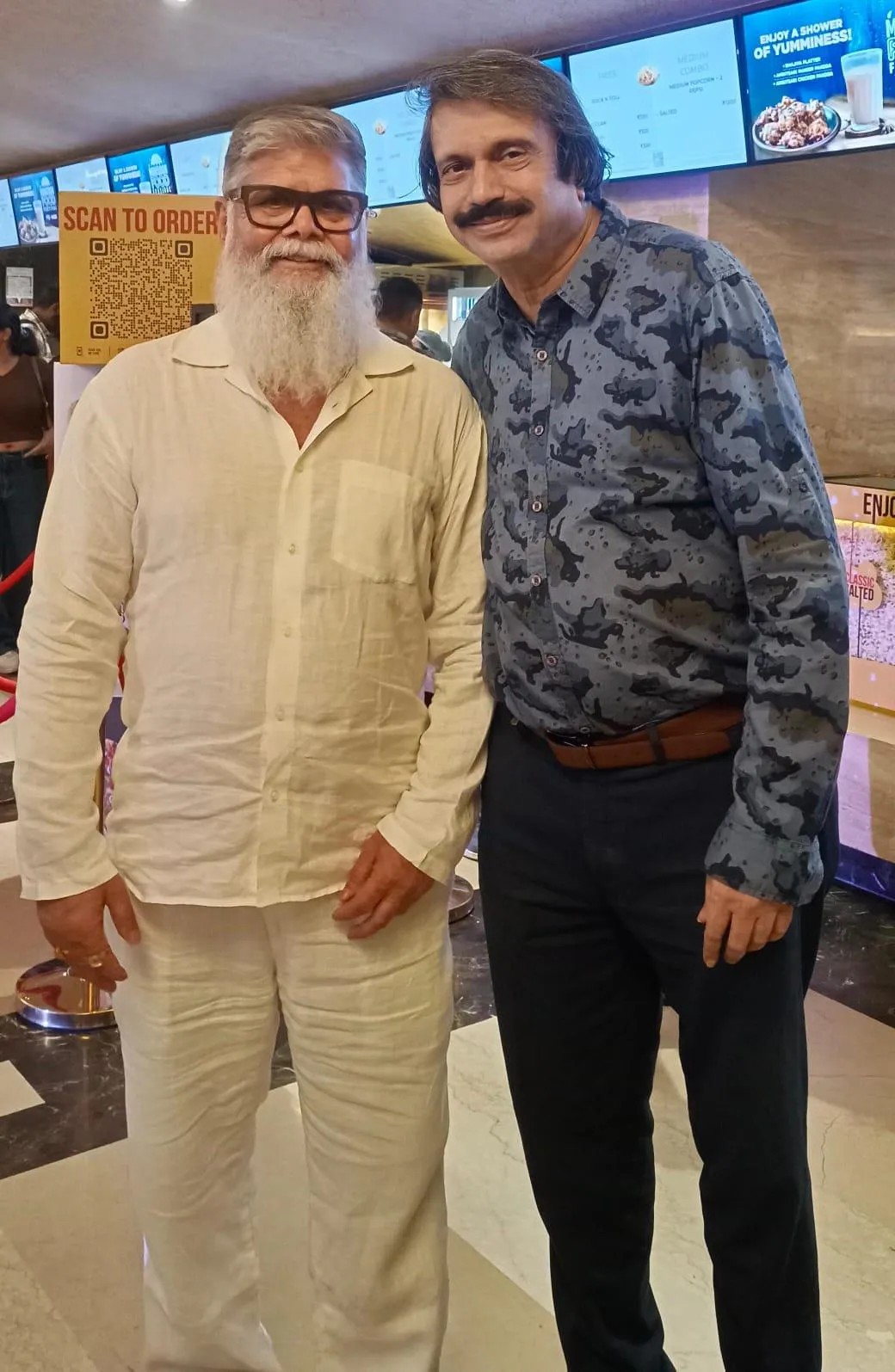Director Vijay Kumar Arora of (SoS-2)  with journalist Chaitanya Padukone