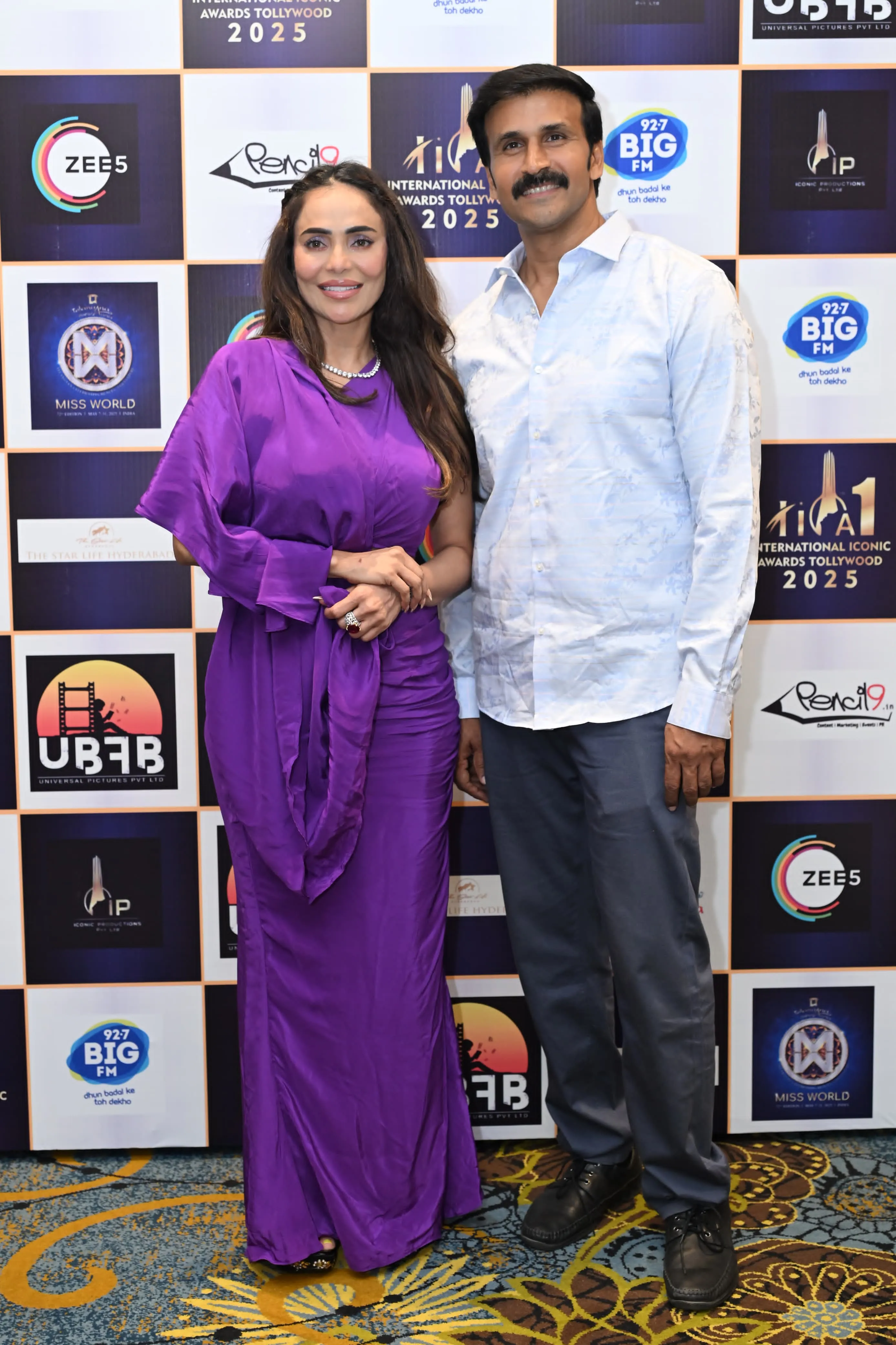 Nikita Rawal Sparks Buzz With Ravi Prakash Photo
