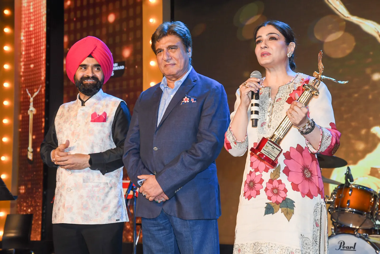 Charan Singh Sapra with Raj Babbar and Raveena Tandon