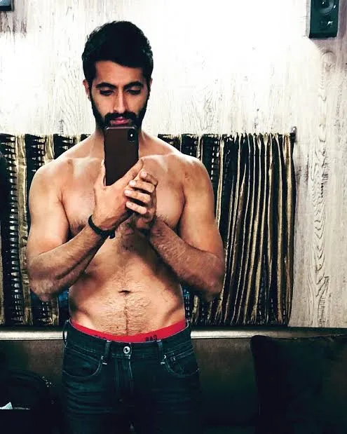 Actor Akshay Oberoi photos