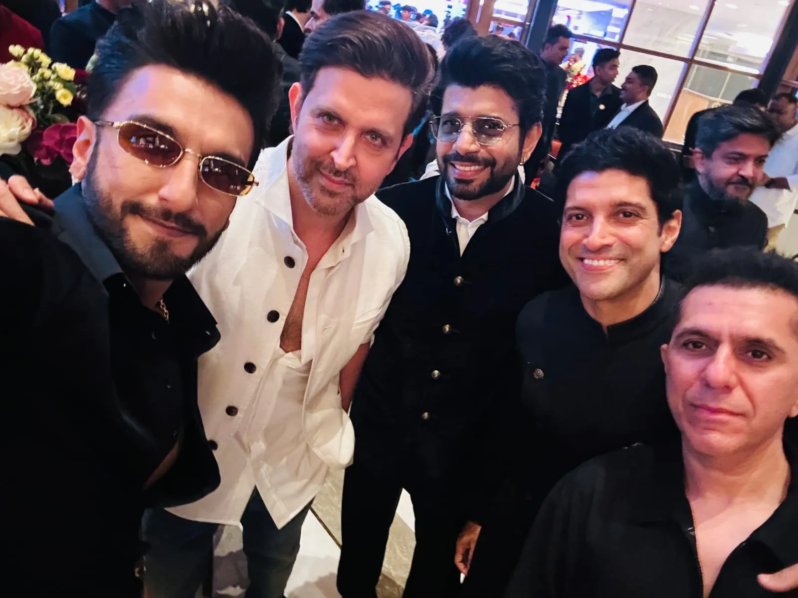 Powerhouse Performers Picture-Perfect Moment- Ranveer Singh, Hrithik Roshan, Farhan Akhtar & Viineet Kumar Siingh and Ritesh Sidhwani at the star studded screening of 120 Bahadur!