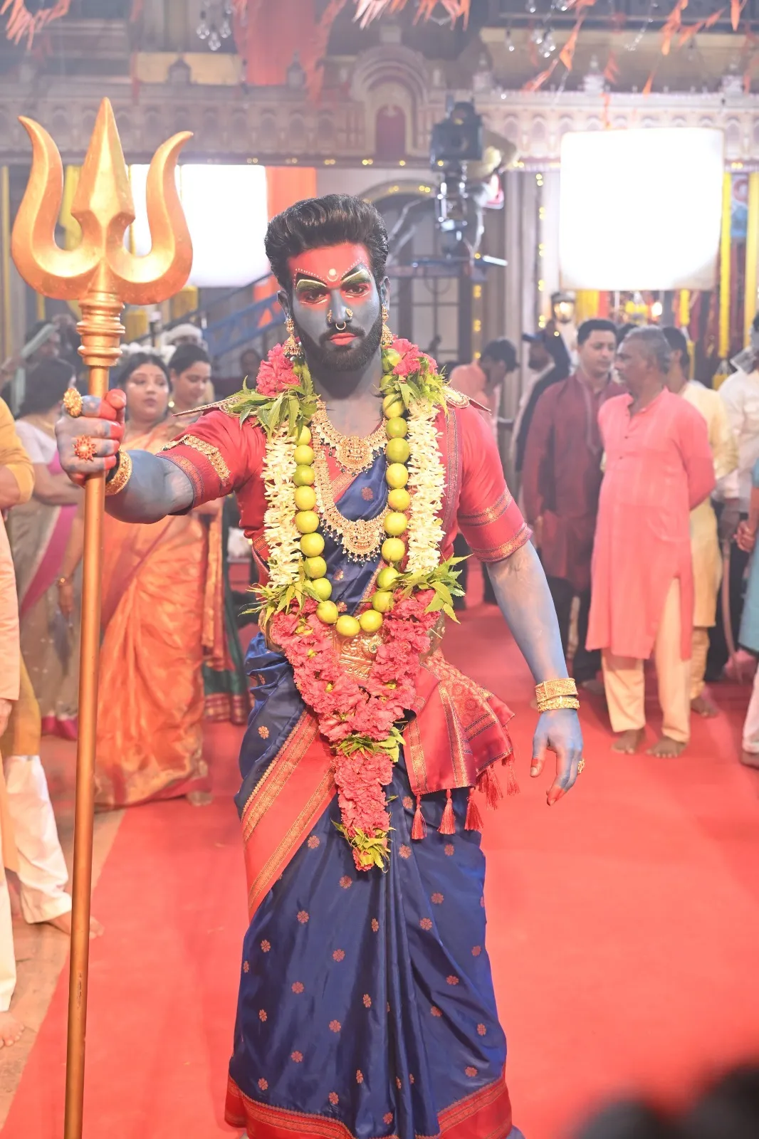 Abhishek’s Fierce Makeover Stuns in Action Scene (3)