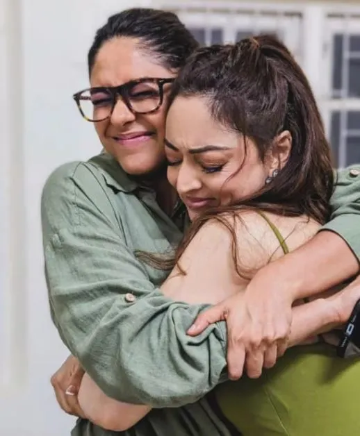 Mrunal Thakur hugs Sandeepa Dhar hugs 