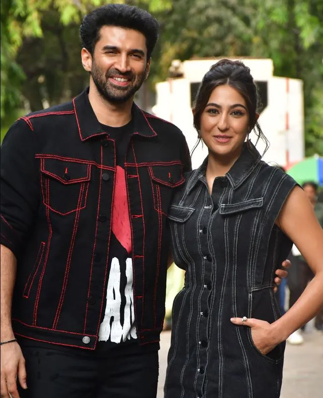 Sara Ali Khan’s Shayari Sparks Fun With Aditya