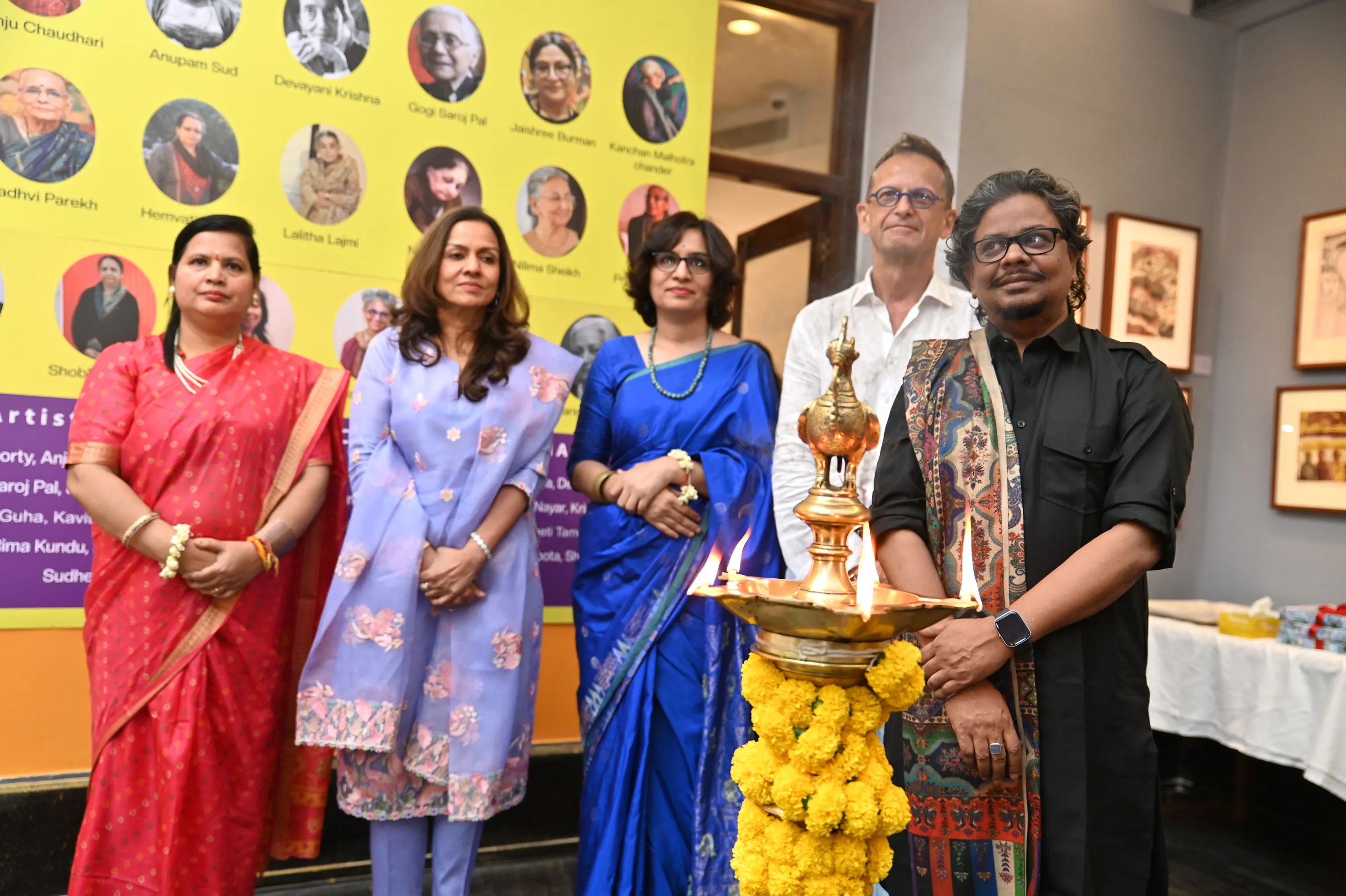 Shruti Das, Sangita Jindal, Nidhi Choudhari, Laurent Vergain & Dr. Sanjeev Kishor Kumar Goutam at NGMA Mumbai's Nabha Sparsh show inauguration