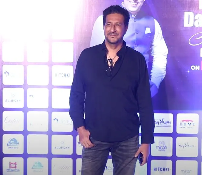 Famous music composer Sulaiman Merchant showed up in black clothing at the party.