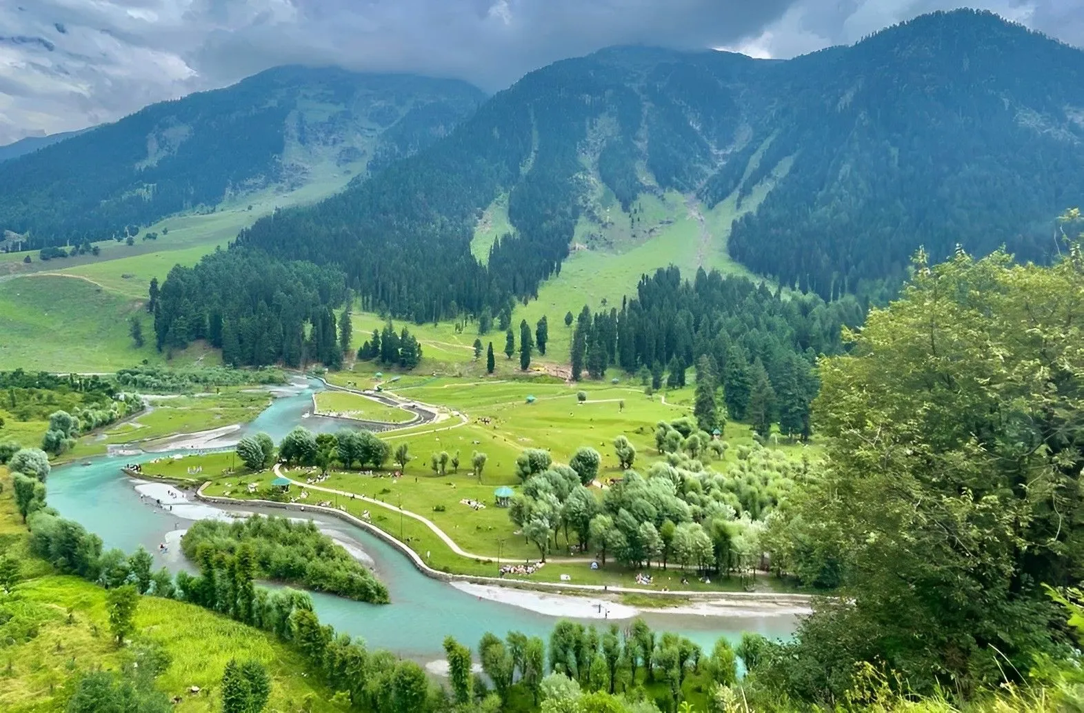 The beauty of Pahalgam, which was once a symbol of serenity and calm, has now been overshadowed by this tragedy.