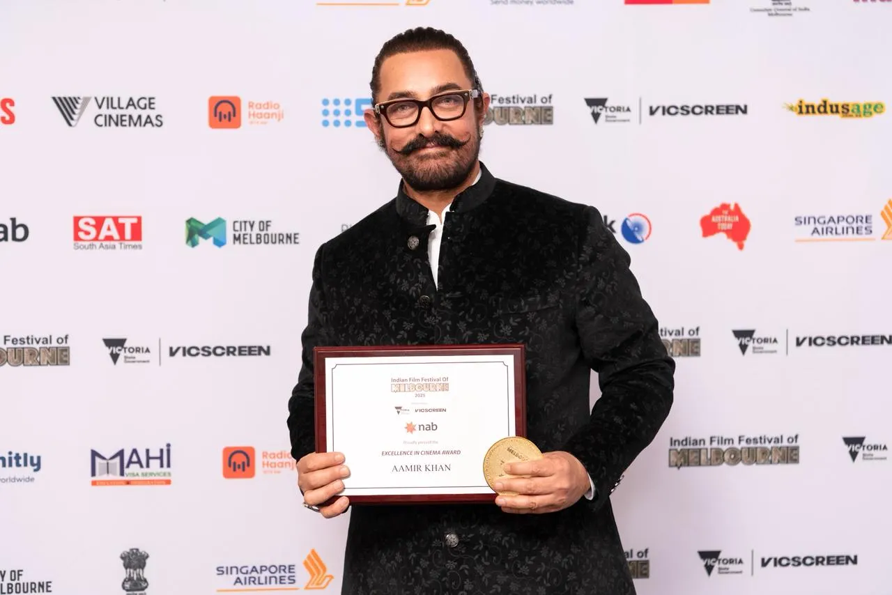 Aamir Khan dedicates the honor of hoisting the Indian National Flag at the Indian Film Festival of Melbourne 2025