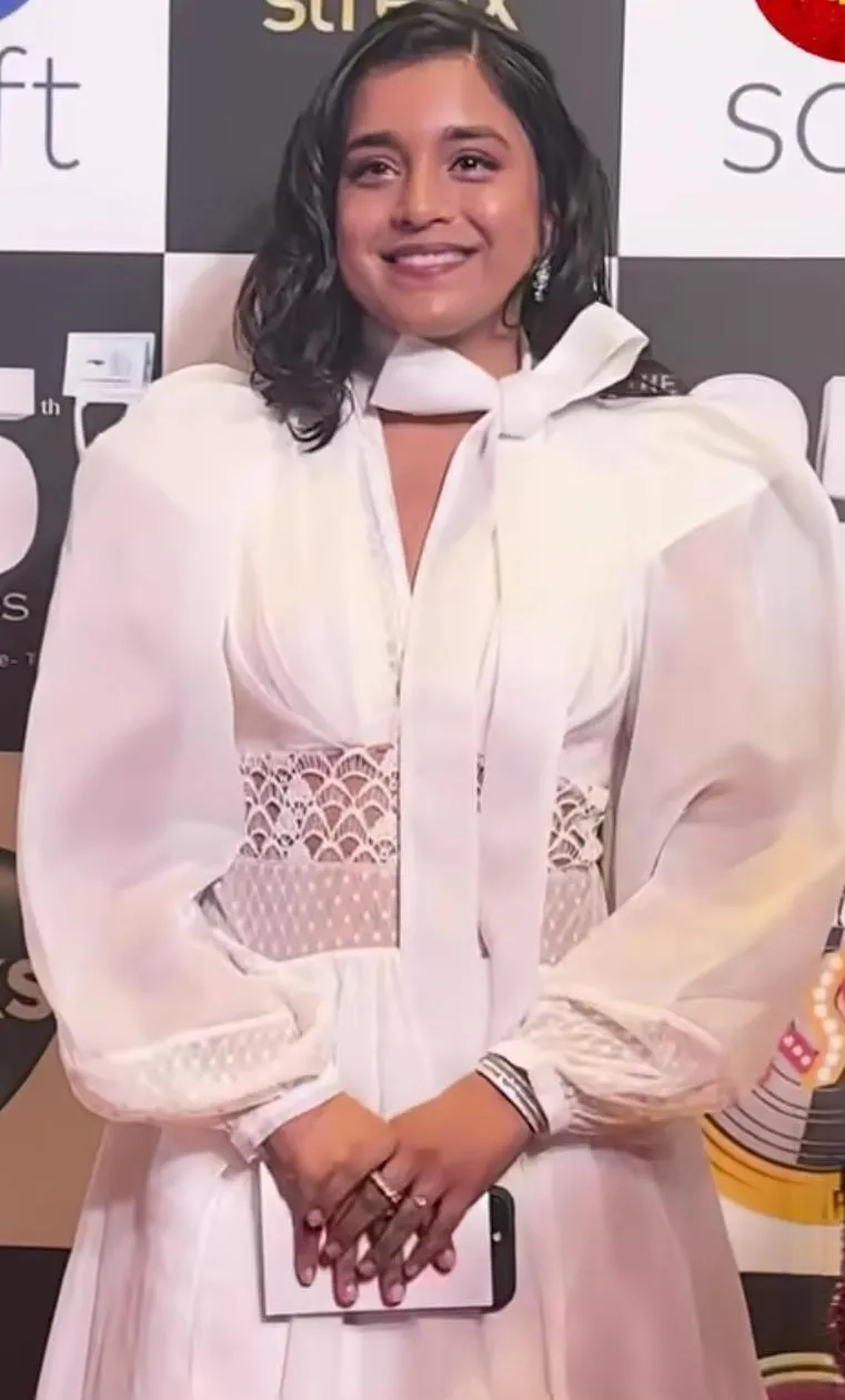 Sumbul Touqeer Khan' Itti Si Khushi Explores Family, Loss, And Healing