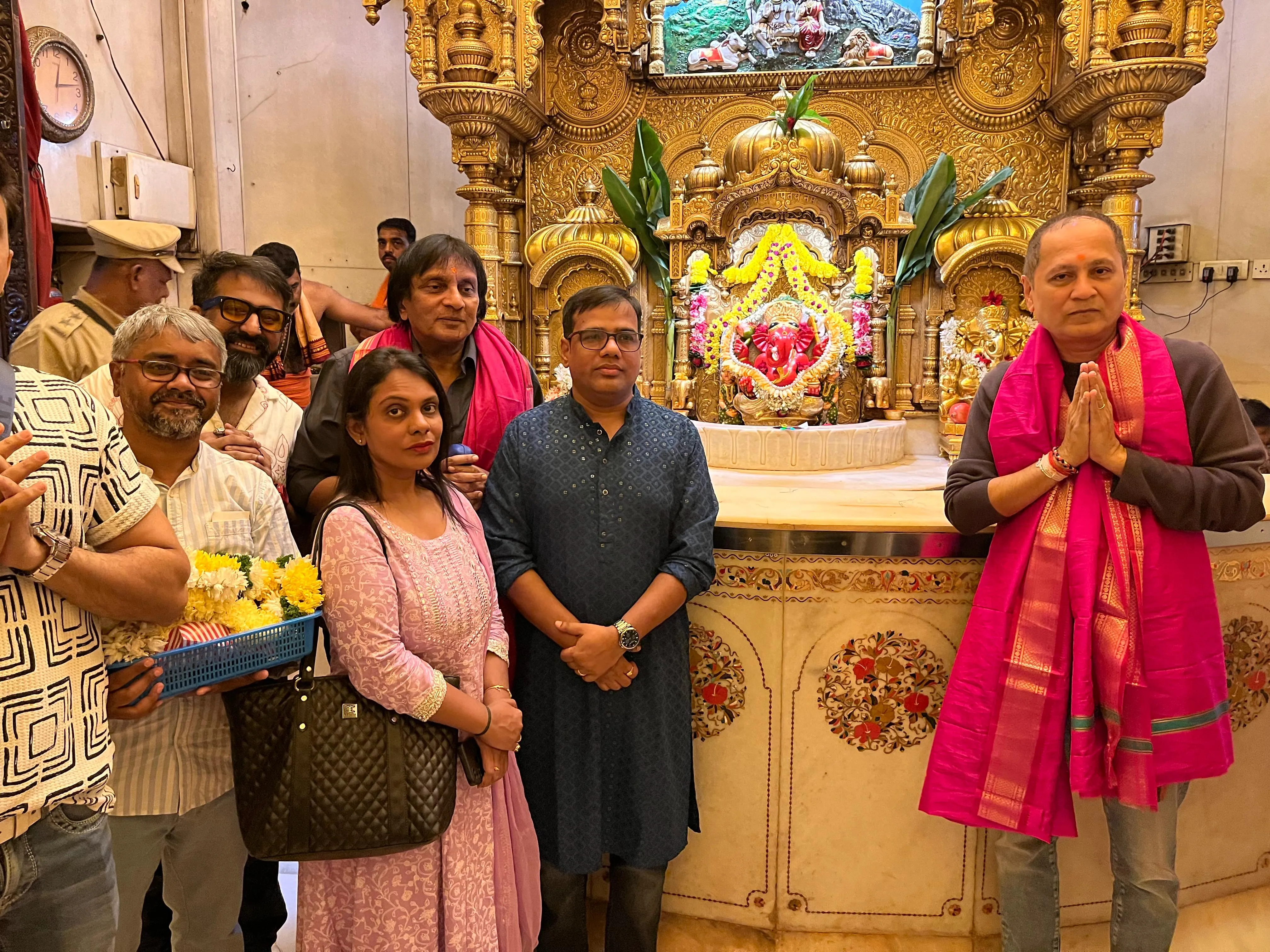 Vipul Amrutlal Shah visit sidhhivinayak temple