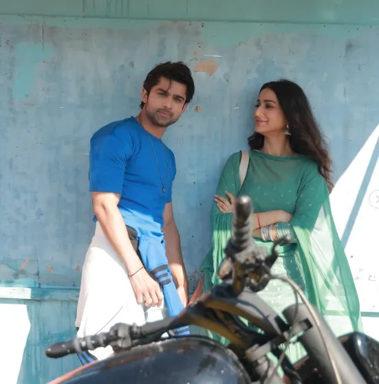 Dreamiyata Dramaa, tujhse haii ashiqui  (2)