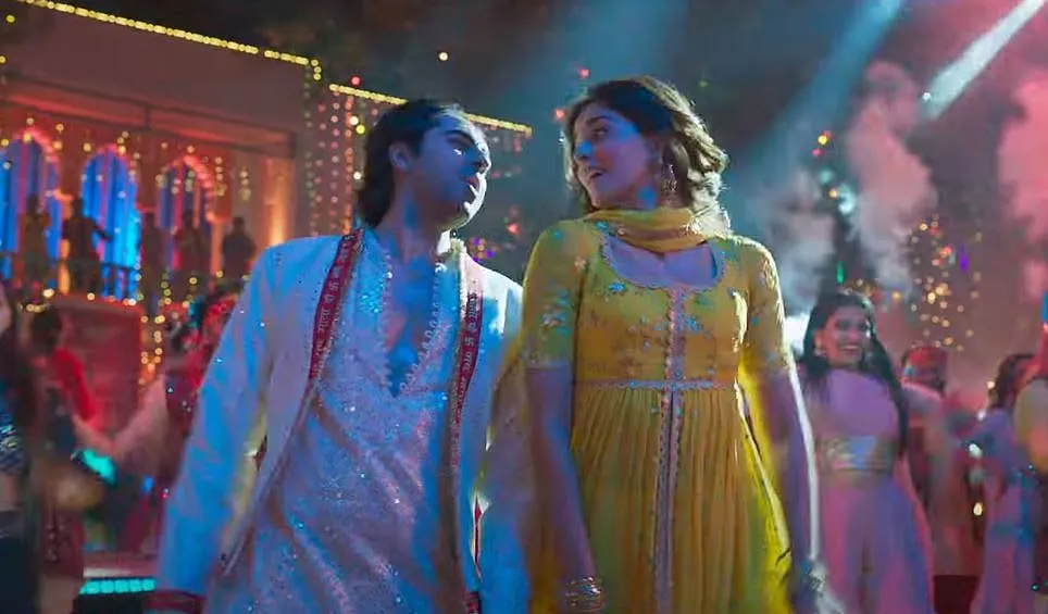 WATCH: Ayushmann Khurrana, Ananya Panday Set The Dance Floor Ablaze In Dream  Girl 2's Latest Song 'Naach'