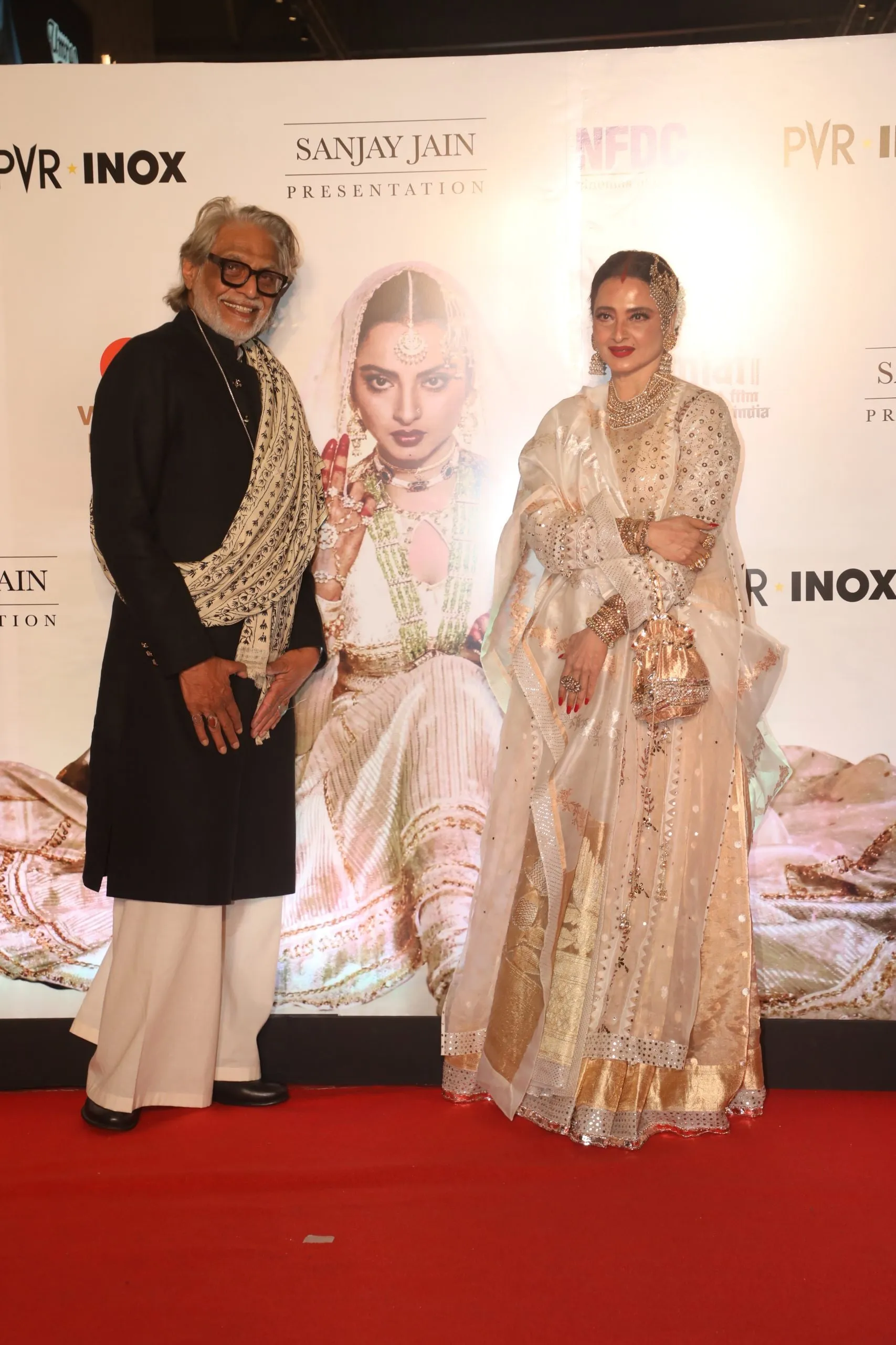 Muzaffar Ali and Rekha at Umrao Jaan event