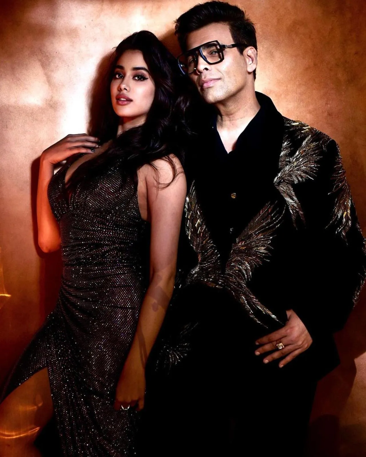 Janhvi talks about cons of being launched by Karan love 1