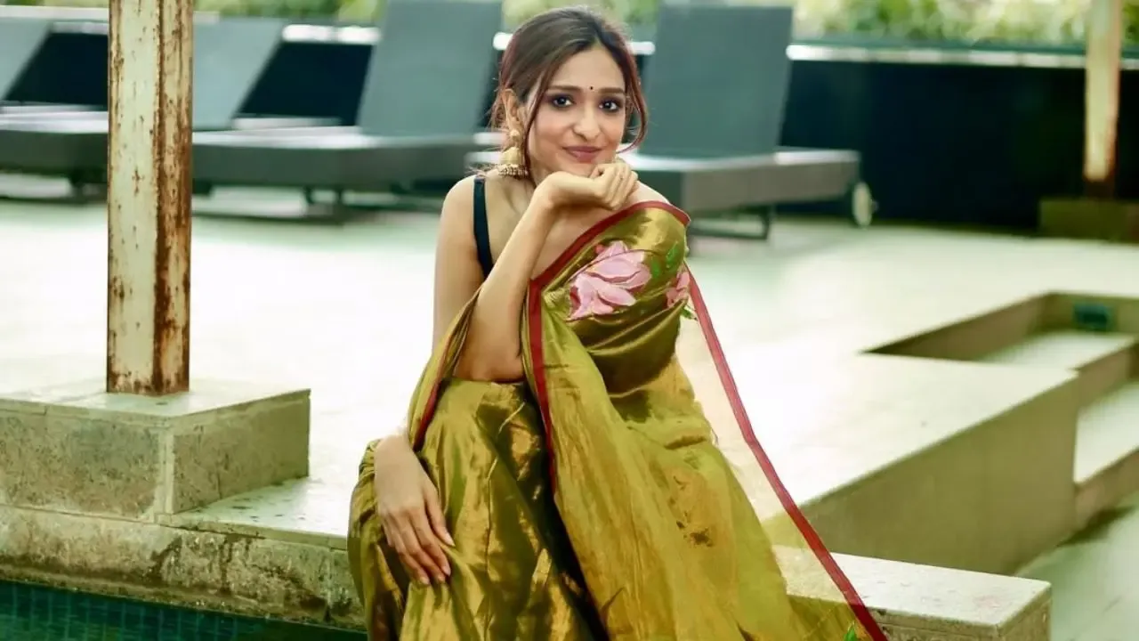 Aishwarya Khare 