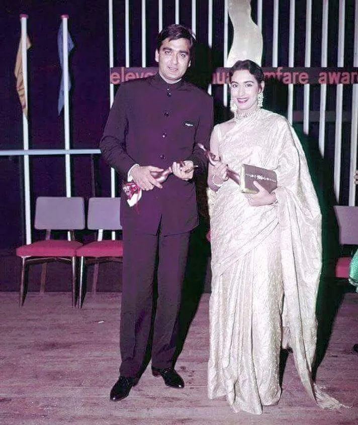 Sunil Dutt And Nargis' Love Story: Heartbreak, Fire Accident, Secret  Marriage, Cancer, And More