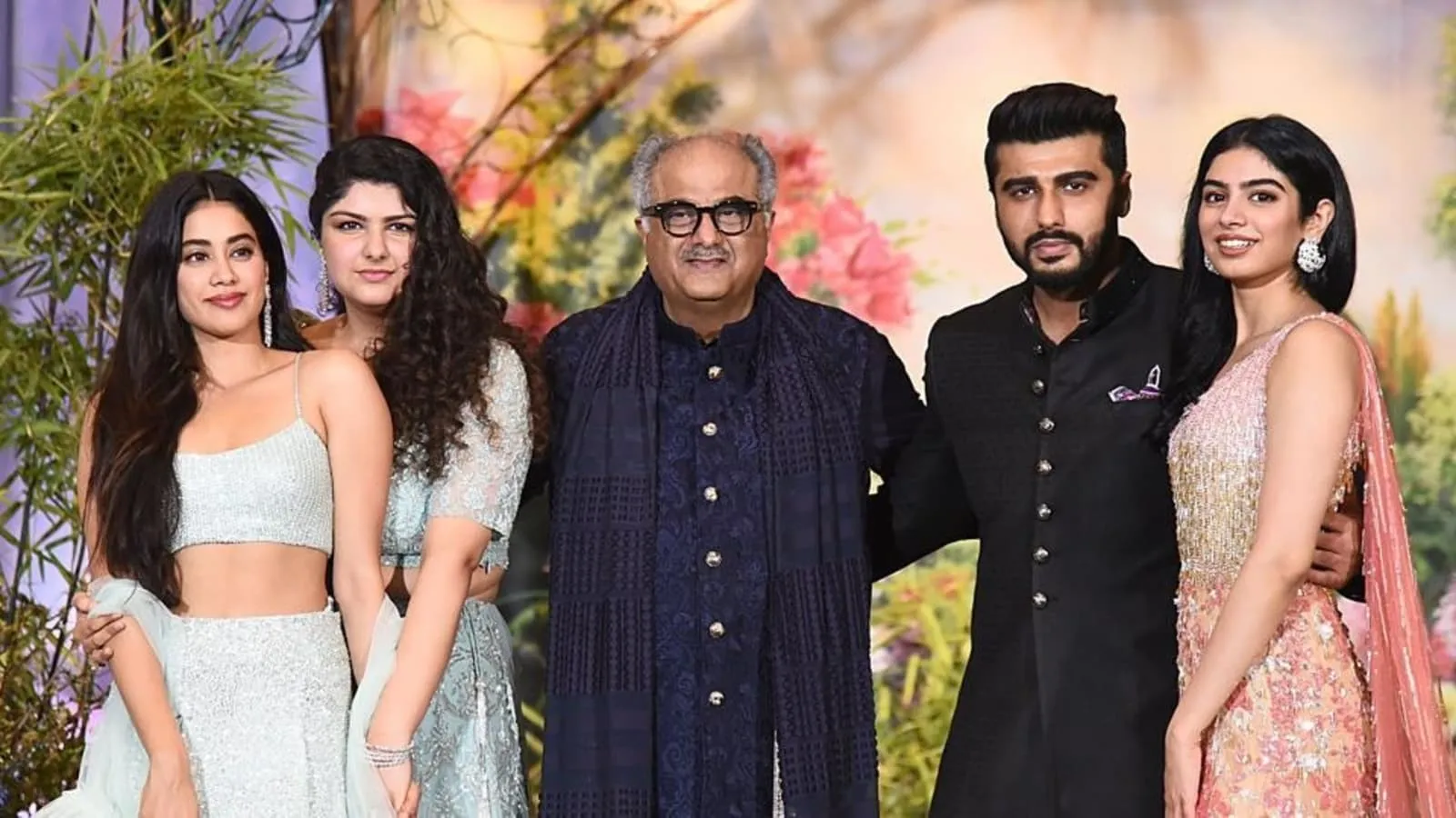 Janhvi Kapoor feels meetings with Arjun Kapoor and Anshula more organic now  - India Today