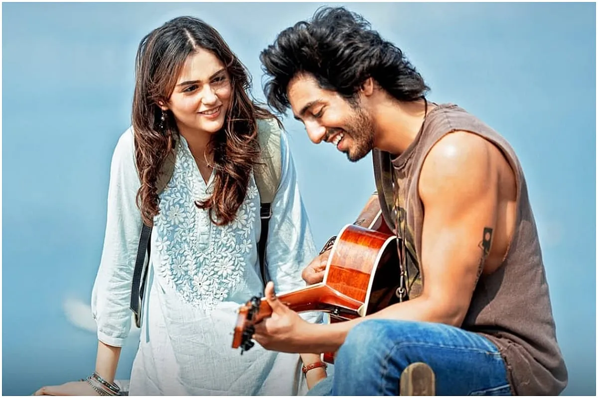 Saiyaara stars Ahaan Panday, Aneet Padda create history with debut film,
