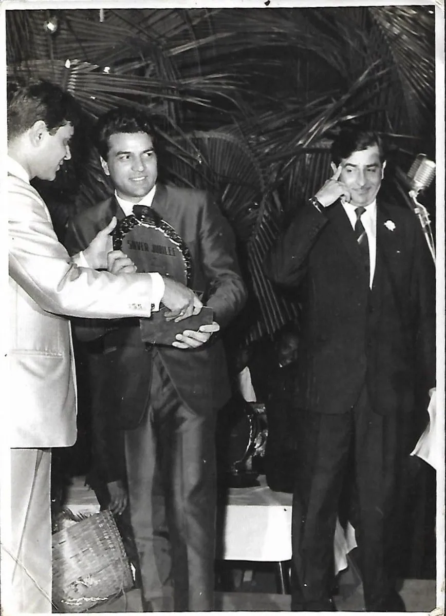 Dharmendra with Rajendra Kumar and Raj Kapoor during Silver Jubilee  celebrations of AAYE DIN BAHAR KE (1966). In early 1960s Dharmendra  established himself in the era dominated by Superstars like Dilip Kumar,
