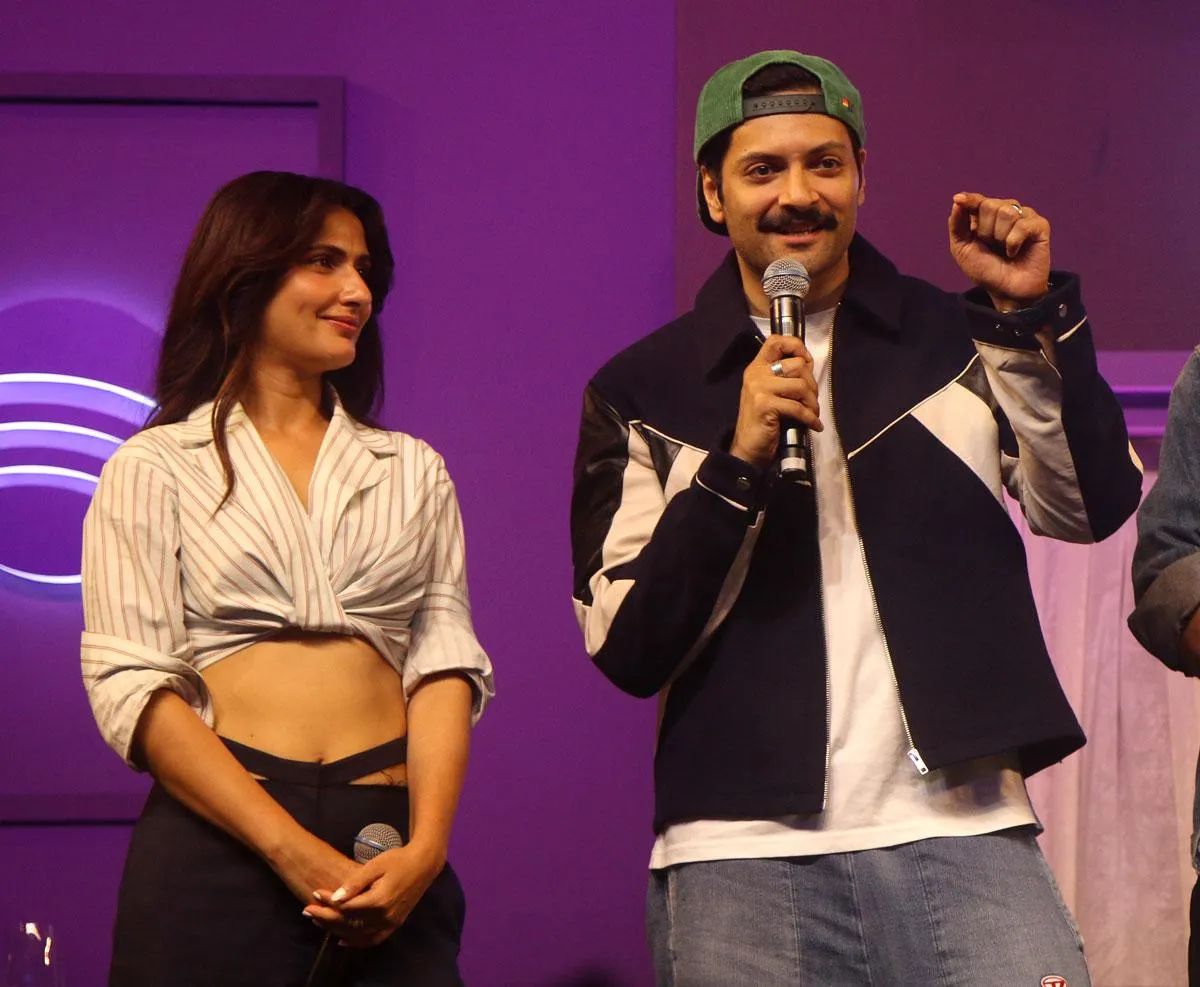 The 'Newcomer' Who Sang At Sara-Ali's Musical Night - Rediff.com