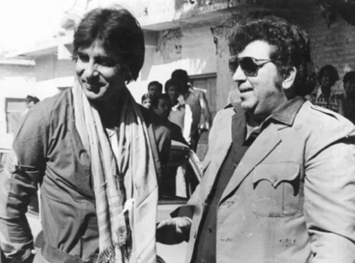 when Amitabh Bachchan saved Amjad Khan by giving blood after he got injured  in an accident