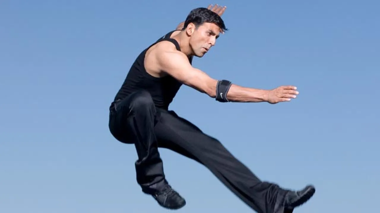 Akshay has the mindset of a yogi, says his yoga guru