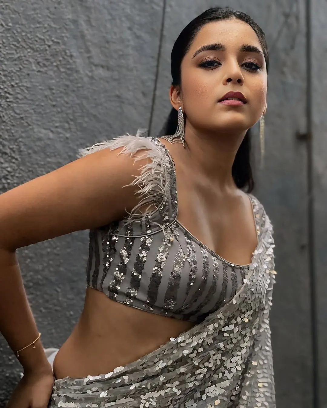Itti Si Khushi Portrays a Girl’s Silent Sacrifice