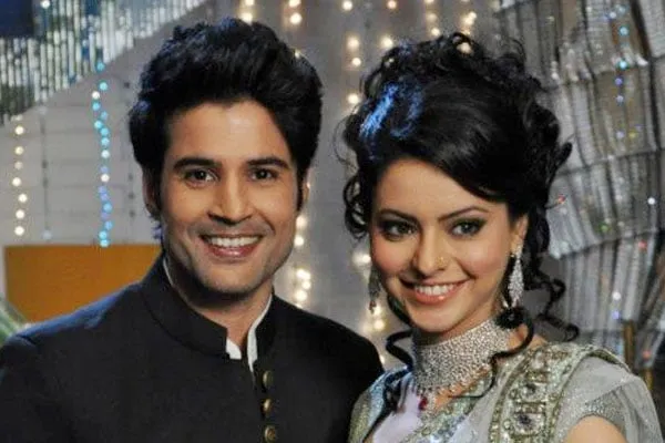 Exclusive pictures of Rajeev Khandelwal and Aamna Shariff's shooting scenes  from the sets of Hongey Judaa Na Hum