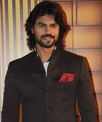 I don't mind playing a dad to a young girl in Uttaran."