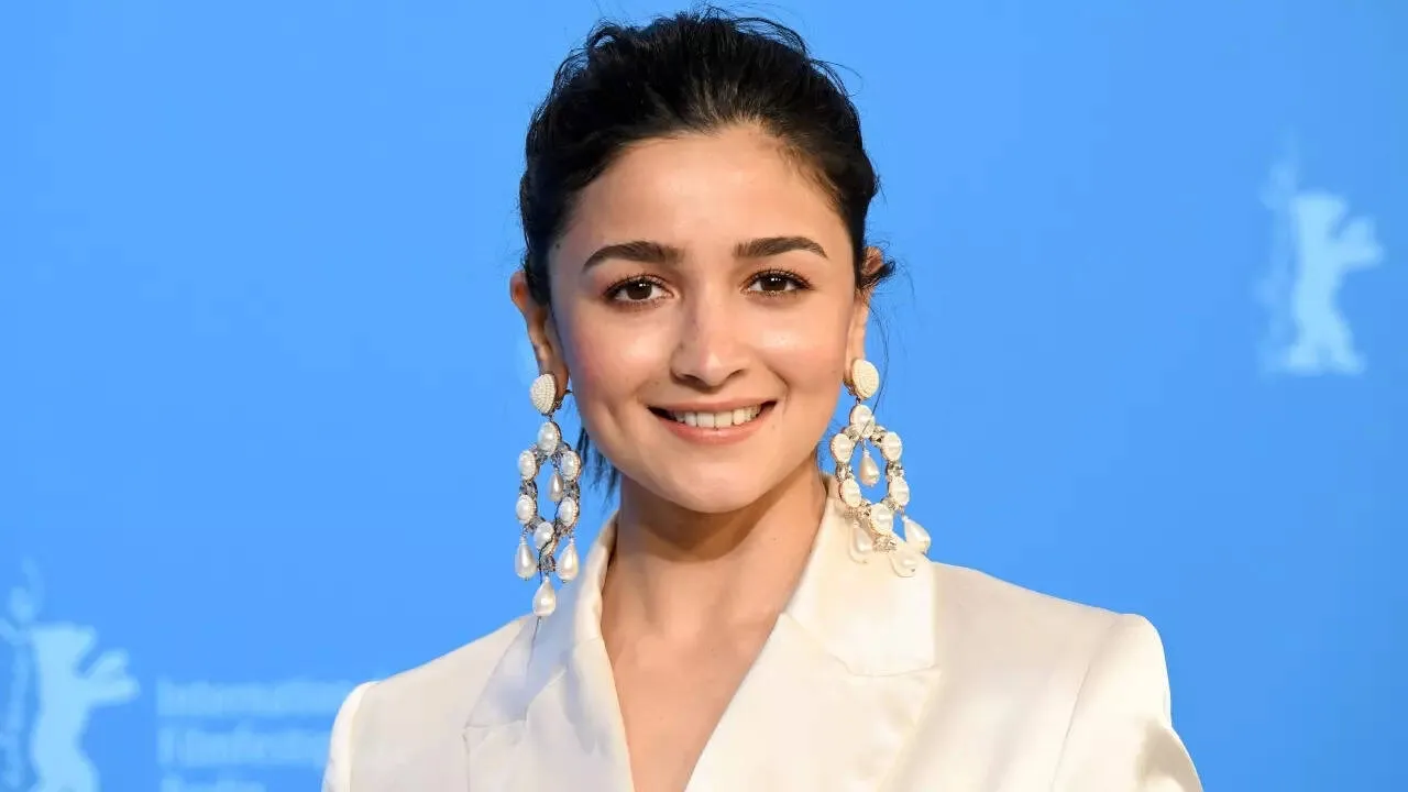 When Alia Bhatt gave Rs 50 lakh each to her driver and domestic help to buy  their own house