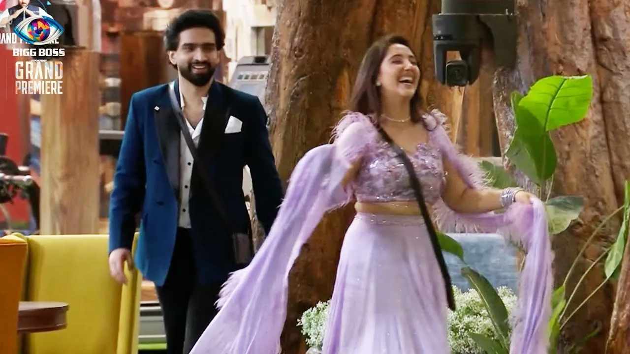 Bigg Boss 19 Grand Premiere: Ashnoor Kaur Aur Amaal Mallik Me Hui Cute Dosti, Ashnoor Ko Kiya Tease