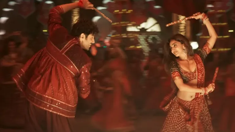 Kartik Aaryan, Kiara Advani's SatyaPrem Ki Katha song Sun Sajni