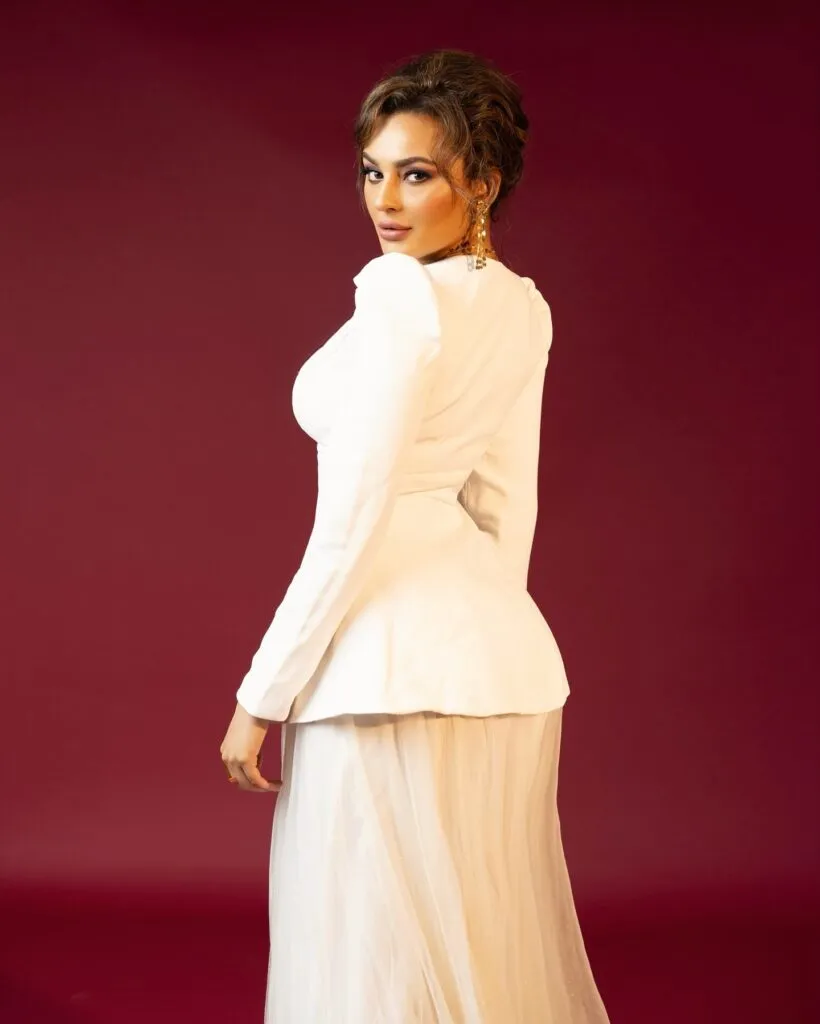Seerat Kapoor Turns White Blazer Into Bold Desire