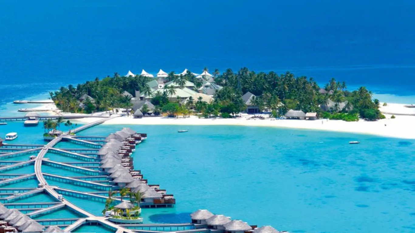 Day 1: Agatti – The Gateway to Azure Waters