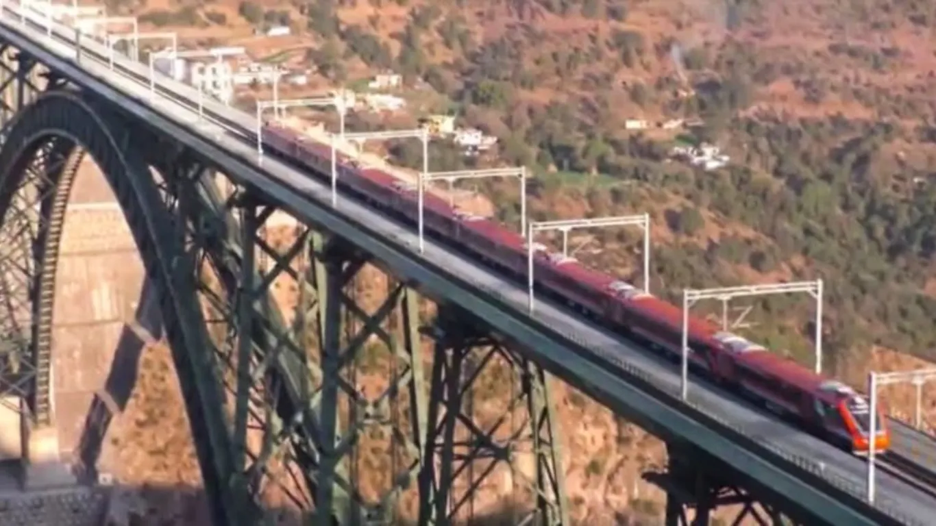 Vande Bharat on Chenab Bridge