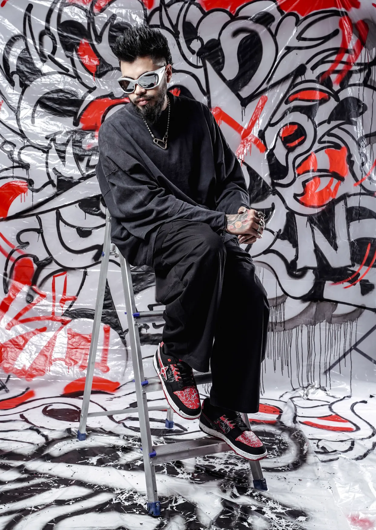 what artists wear